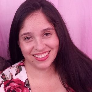 Meet your Posher, Leticia